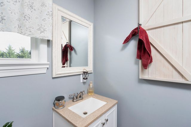 2926 LEE JACKSON HWY, Staunton, VA 24401