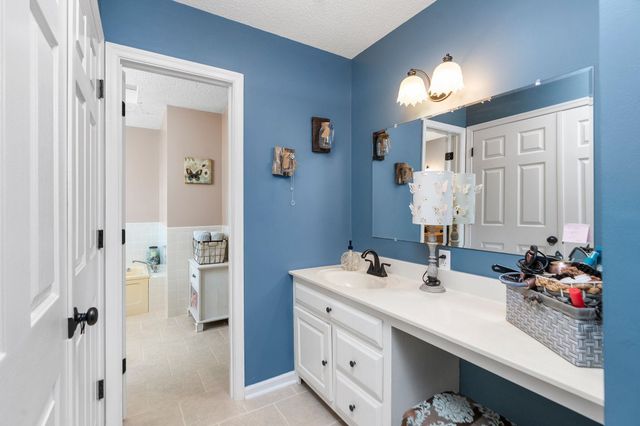2926 LEE JACKSON HWY, Staunton, VA 24401