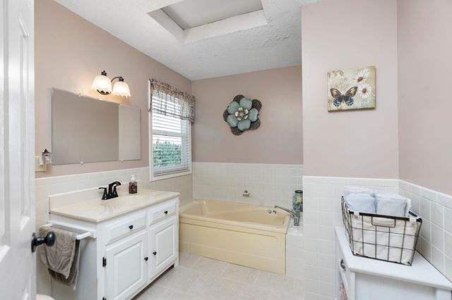 2926 LEE JACKSON HWY, Staunton, VA 24401