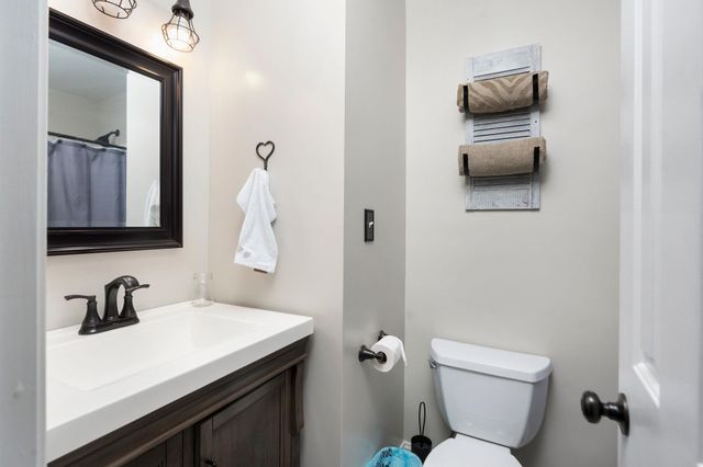 2926 LEE JACKSON HWY, Staunton, VA 24401