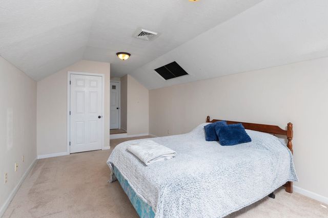 2926 LEE JACKSON HWY, Staunton, VA 24401