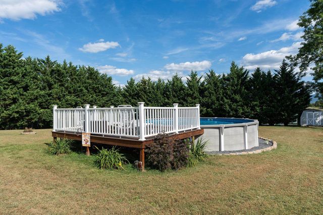 2926 LEE JACKSON HWY, Staunton, VA 24401
