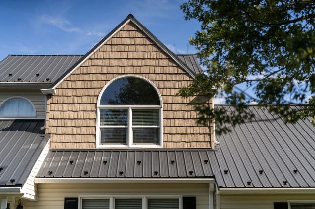 2926 LEE JACKSON HWY, Staunton, VA 24401