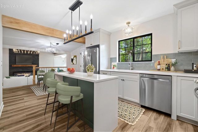 W3990 Longfellow DRIVE, Lake Geneva, WI 53147