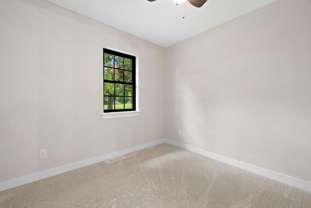 W3990 Longfellow DRIVE, Lake Geneva, WI 53147