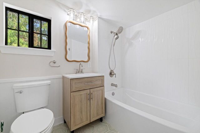 W3990 Longfellow DRIVE, Lake Geneva, WI 53147