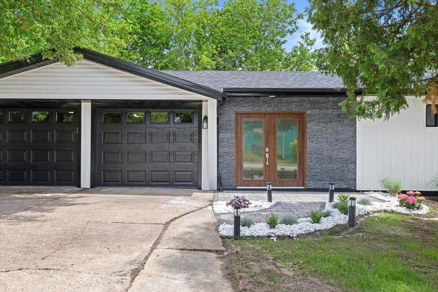W3990 Longfellow DRIVE, Lake Geneva, WI 53147