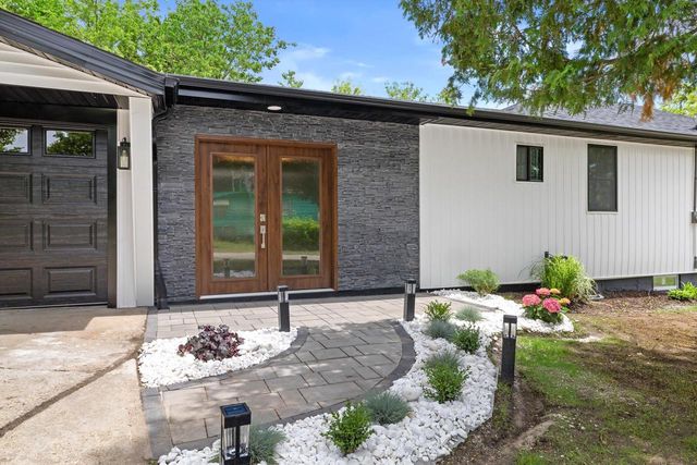 W3990 Longfellow DRIVE, Lake Geneva, WI 53147