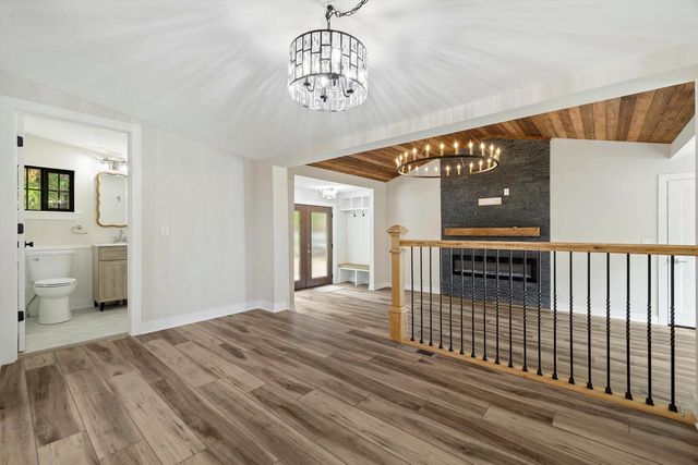 W3990 Longfellow DRIVE, Lake Geneva, WI 53147
