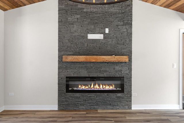 W3990 Longfellow DRIVE, Lake Geneva, WI 53147