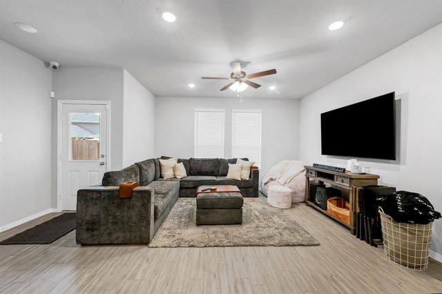 24715 Oakheath Arbor Lane, Houston, TX 77336