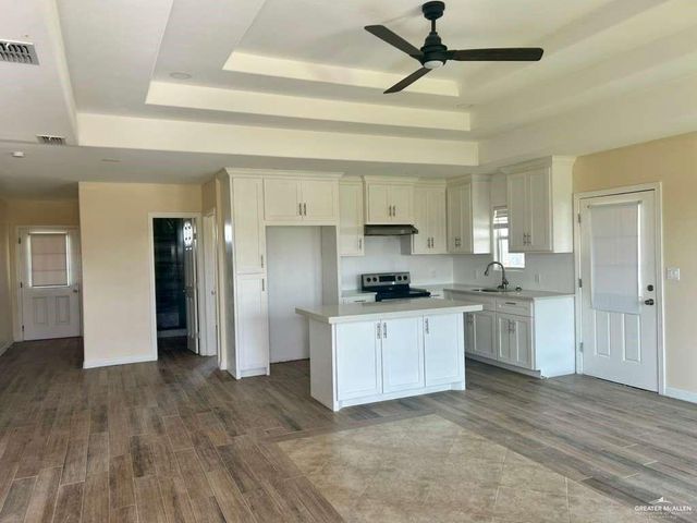 2203 N 109th Street, Alton, TX 78573