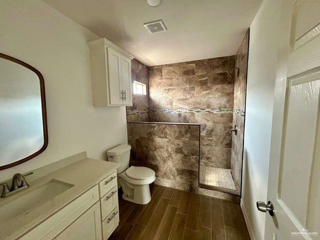 2203 N 109th Street, Alton, TX 78573