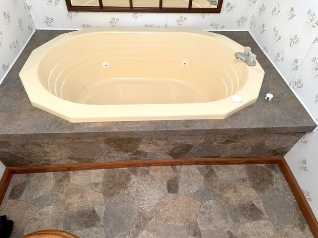 270 Cooper Ln, Smithville, TN 37166