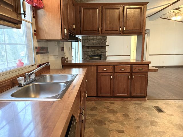 270 Cooper Ln, Smithville, TN 37166