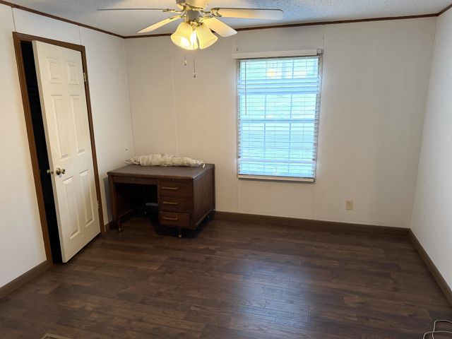 270 Cooper Ln, Smithville, TN 37166