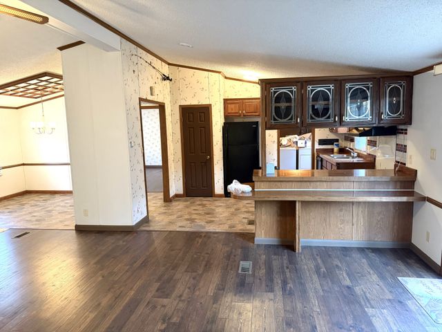 270 Cooper Ln, Smithville, TN 37166