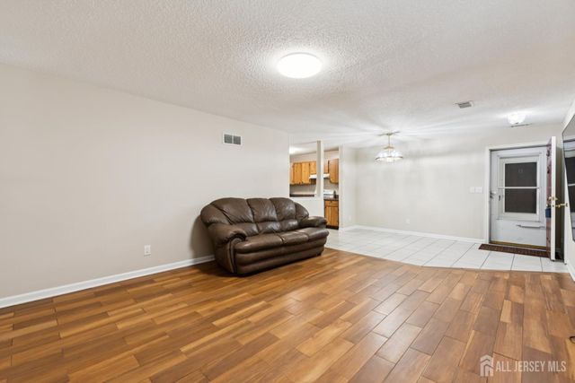 20 AUSTIN Court 7, Freehold Twp, NJ 07728