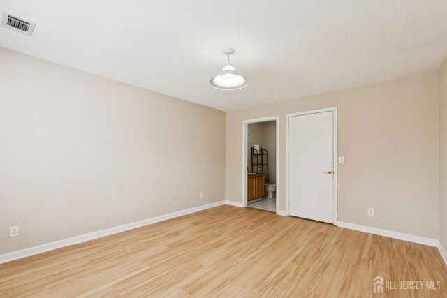 20 AUSTIN Court 7, Freehold Twp, NJ 07728
