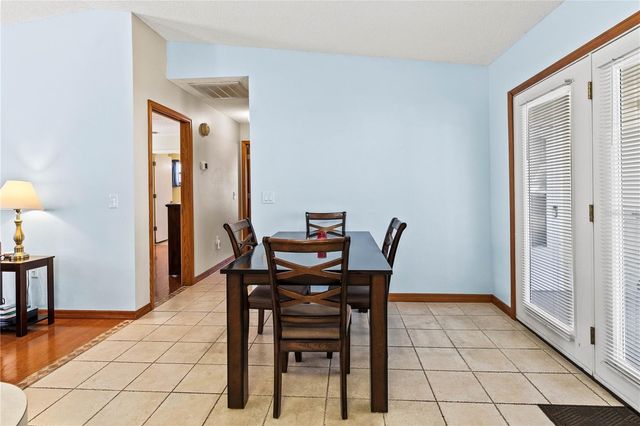 4861 COLONNADES CIRCLE E, Lakeland, FL 33811