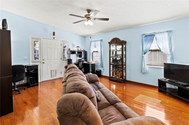 4861 COLONNADES CIRCLE E, Lakeland, FL 33811