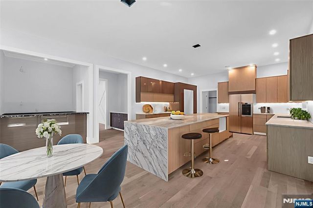 794 Blauvelt Street, River Vale, NJ 07675