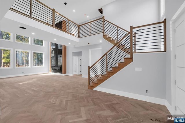 794 Blauvelt Street, River Vale, NJ 07675