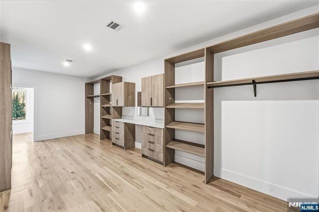 794 Blauvelt Street, River Vale, NJ 07675