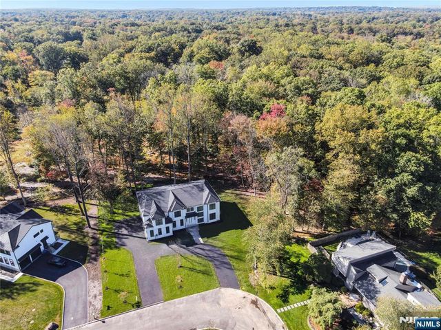 794 Blauvelt Street, River Vale, NJ 07675