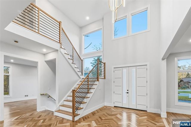 794 Blauvelt Street, River Vale, NJ 07675