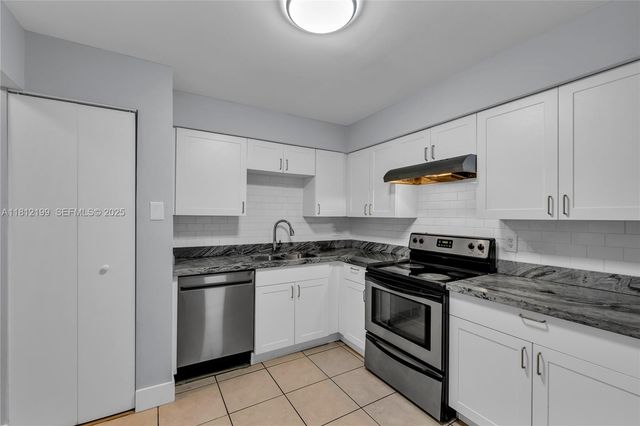 8109 SW 21 Court 8109, Miramar, FL 33025