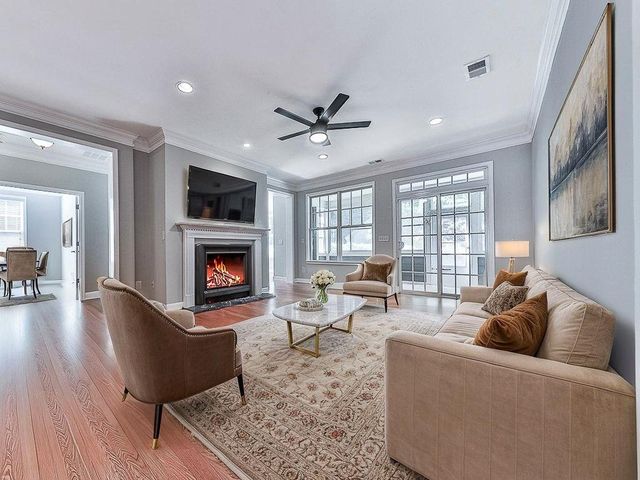 626 Laurel Crossing, Canton, GA 30114