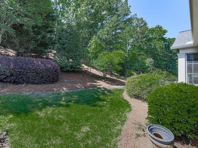 626 Laurel Crossing, Canton, GA 30114