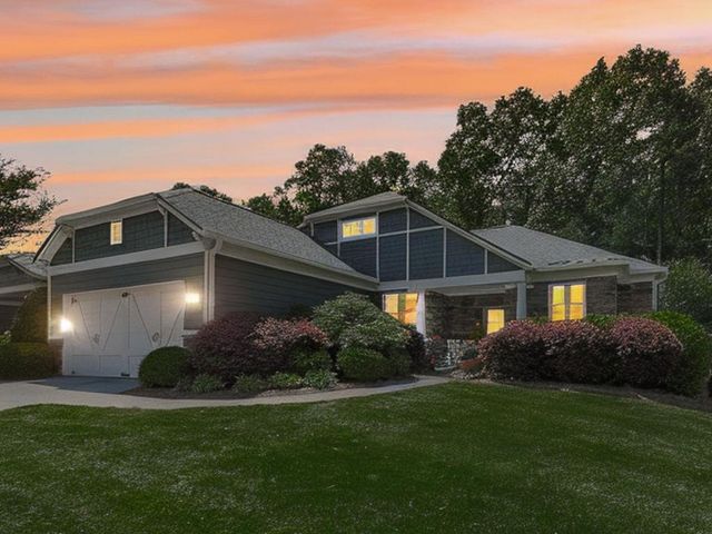 626 Laurel Crossing, Canton, GA 30114