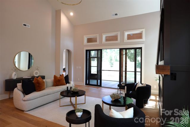 442 Sylvania Avenue, Charlotte, NC 28206