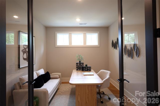 442 Sylvania Avenue, Charlotte, NC 28206