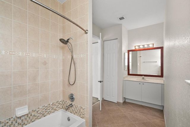 206 NW Magnolia Lakes Boulevard, Port St. Lucie, Port St Lucie, FL 34986