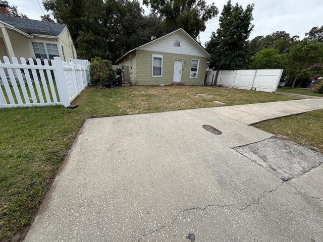 638 COLUMBIA, Orlando, FL 32805