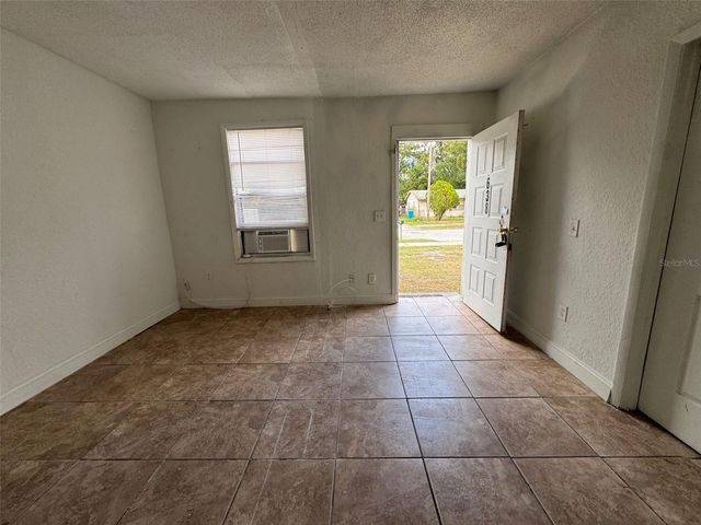 638 COLUMBIA, Orlando, FL 32805