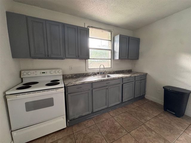 638 COLUMBIA, Orlando, FL 32805