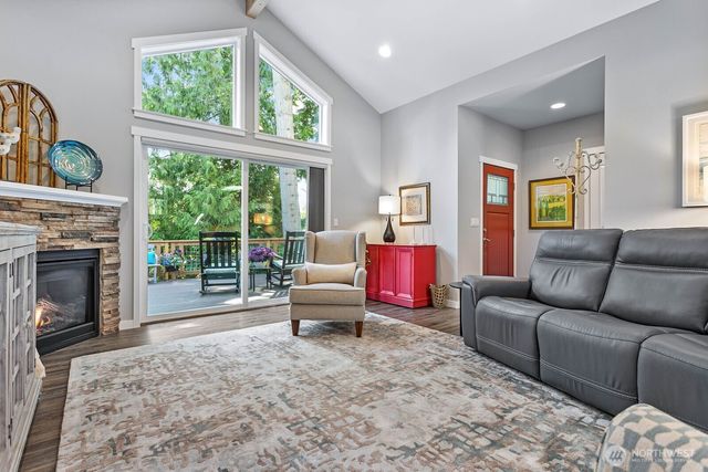 8149 Skeena Way, Blaine, WA 98230