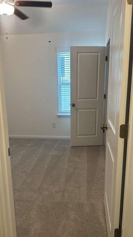 444 Breccia TRL, Liberty Hill, TX 78642