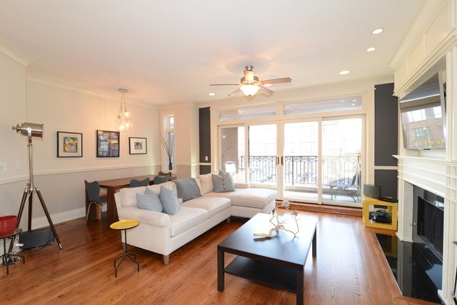 2848 N Sheffield Avenue 2S, Chicago, IL 60657