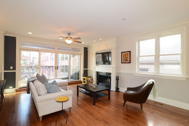 2848 N Sheffield Avenue 2S, Chicago, IL 60657