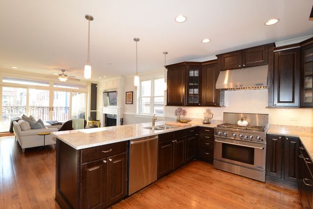 2848 N Sheffield Avenue 2S, Chicago, IL 60657