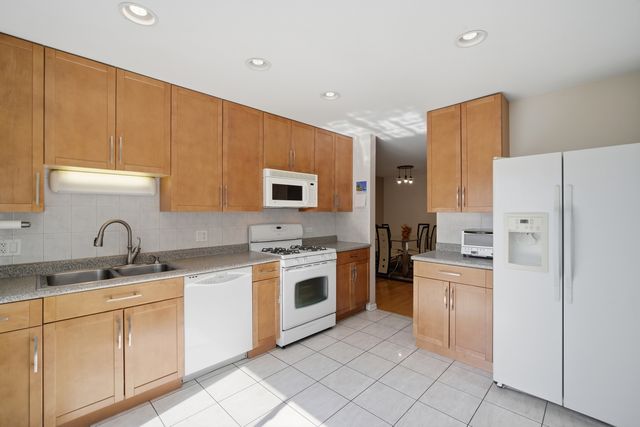 301 HORATIO Boulevard, Buffalo Grove, IL 60089