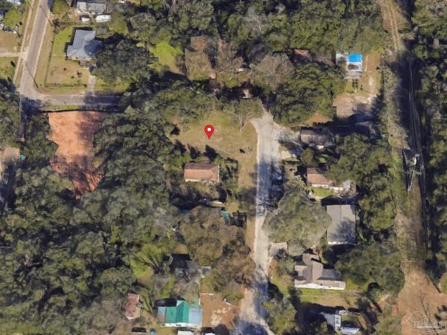 5 Simon Ct, Pensacola, FL 32505