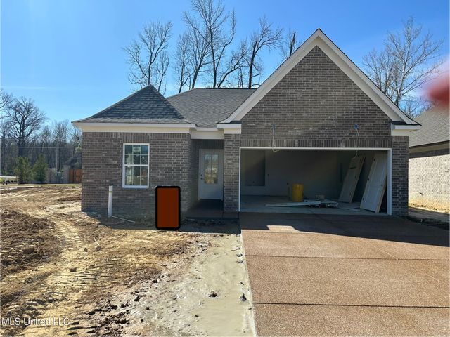 343 Country Garden Drive, Southaven, MS 38671