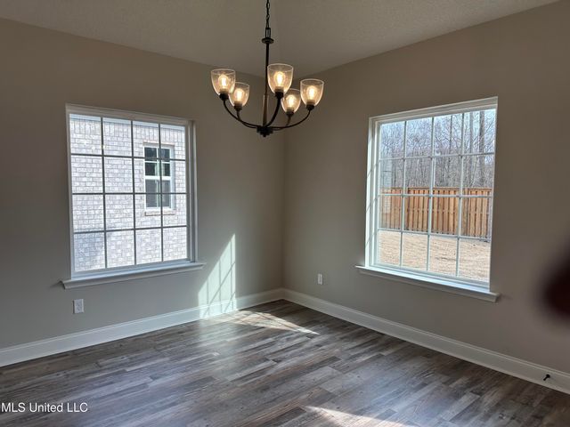 343 Country Garden Drive, Southaven, MS 38671