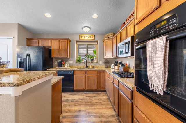 2512 Mesa Crotalo Road SE, Rio Rancho, NM 87124